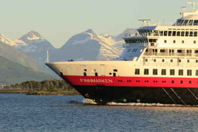 MS Finmarken Schiffsbegegnung 2015 ©HorstReitz